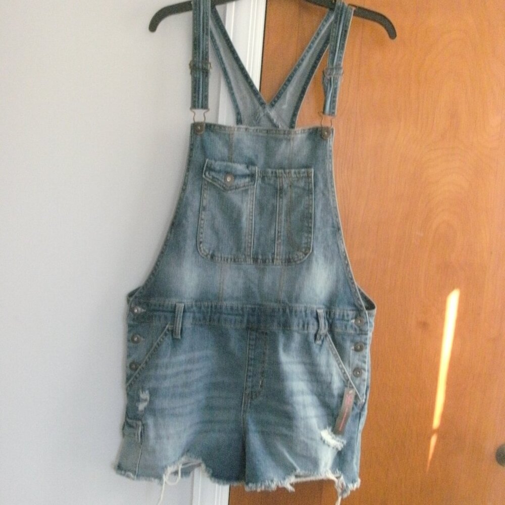NWT Blue Jean Denim Distressed Frayed Shortalls Bib Overalls Shorts JR size XL